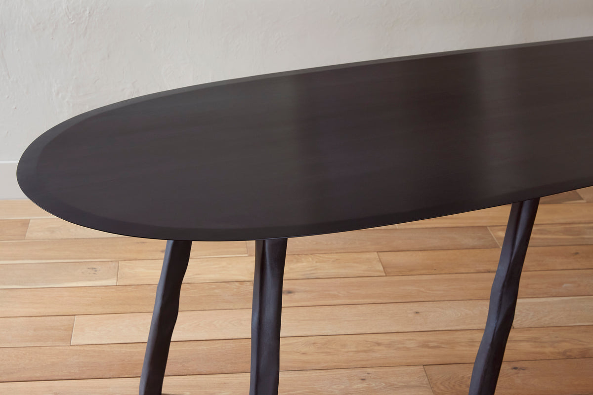 W Table