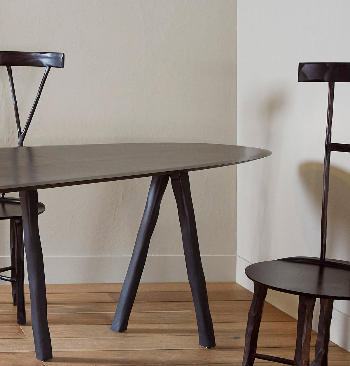 W Table