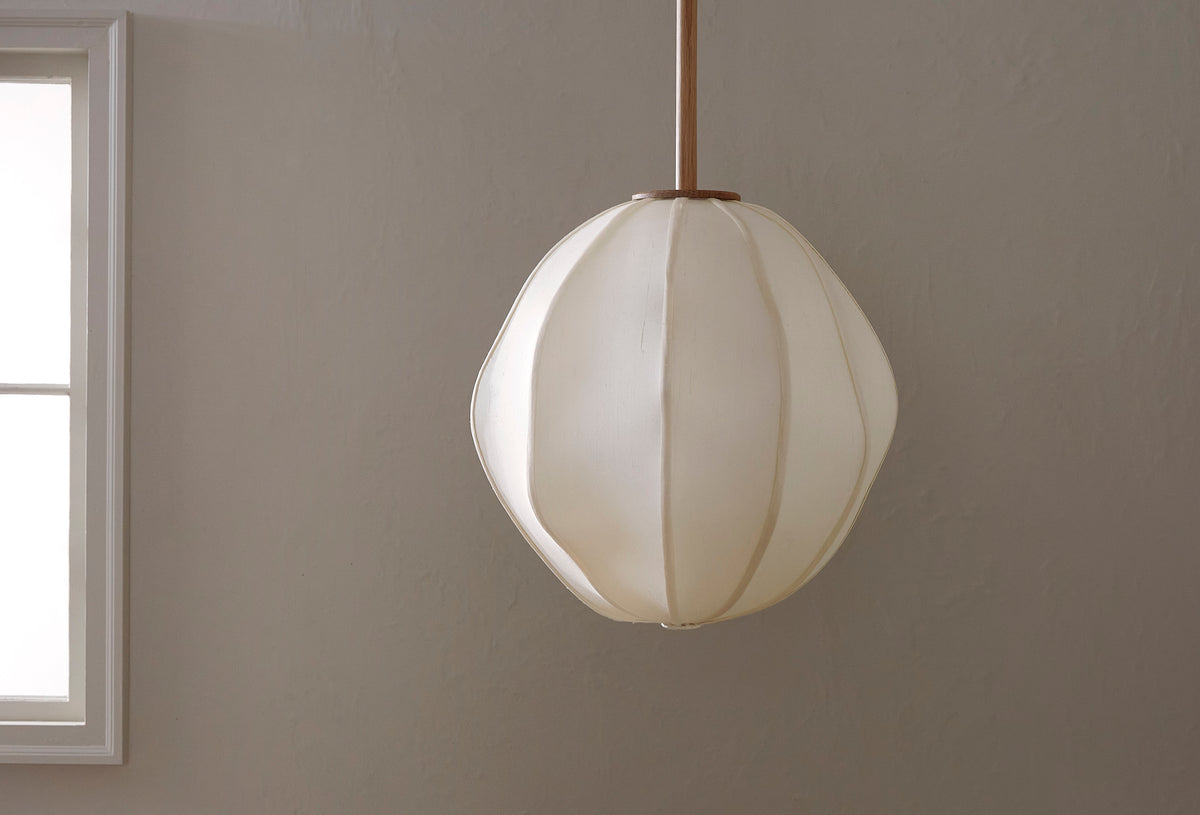 Mulberry Globe Pendant