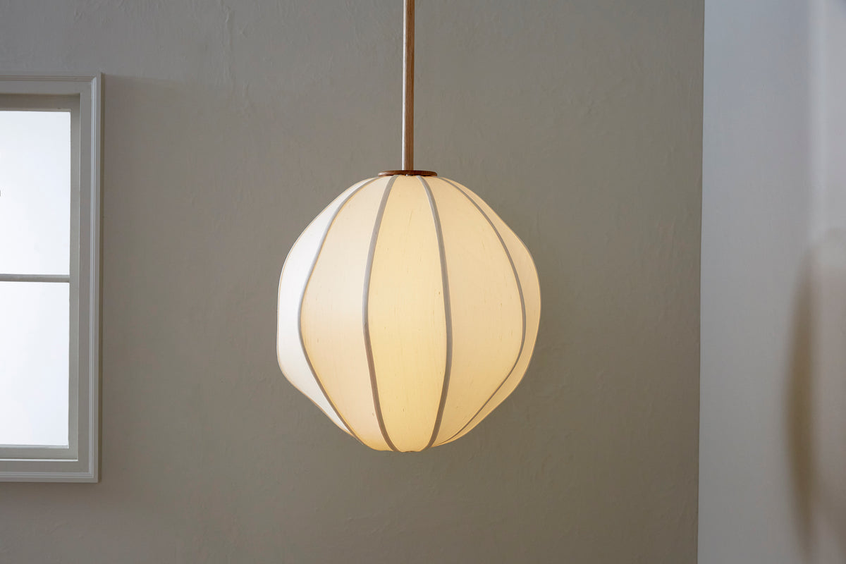Mulberry Globe Pendant