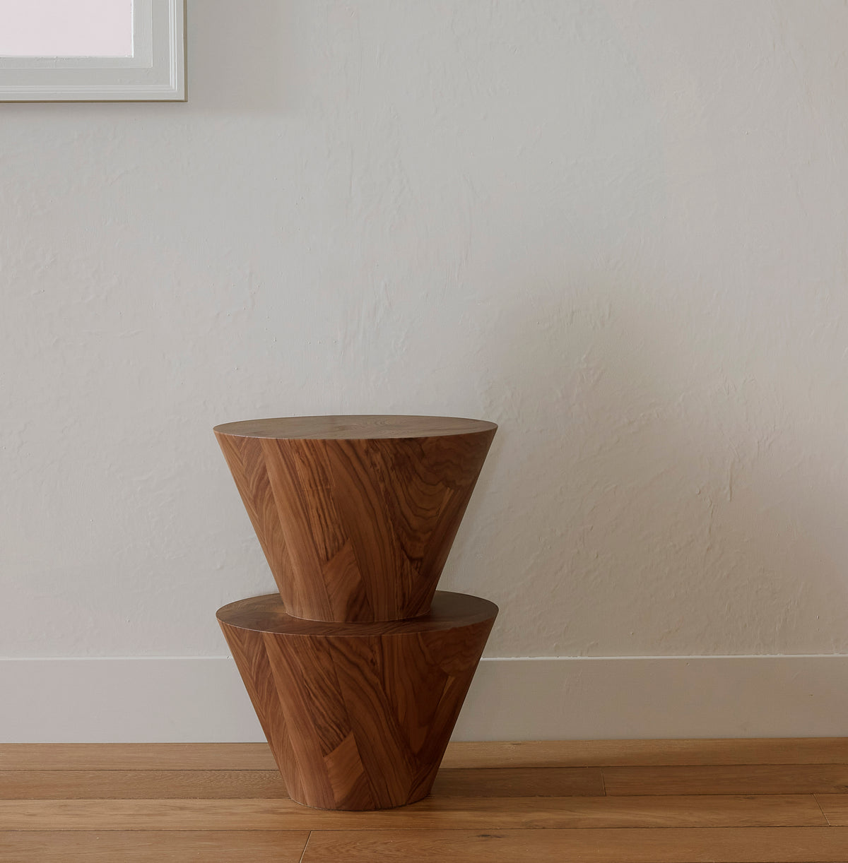 Bump Shape A Walnut