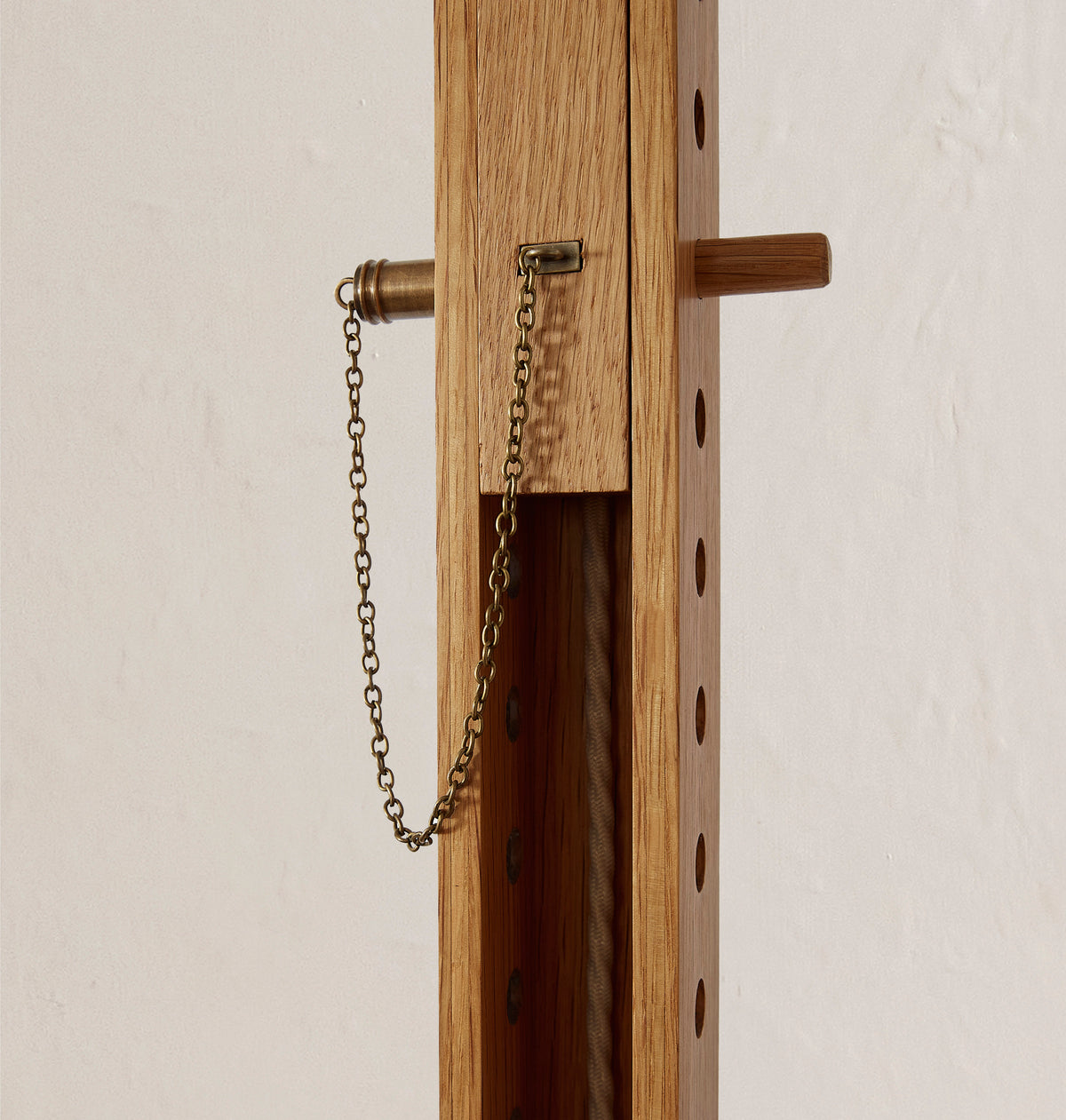 Mulberry Floor-to-Ceiling Lamp