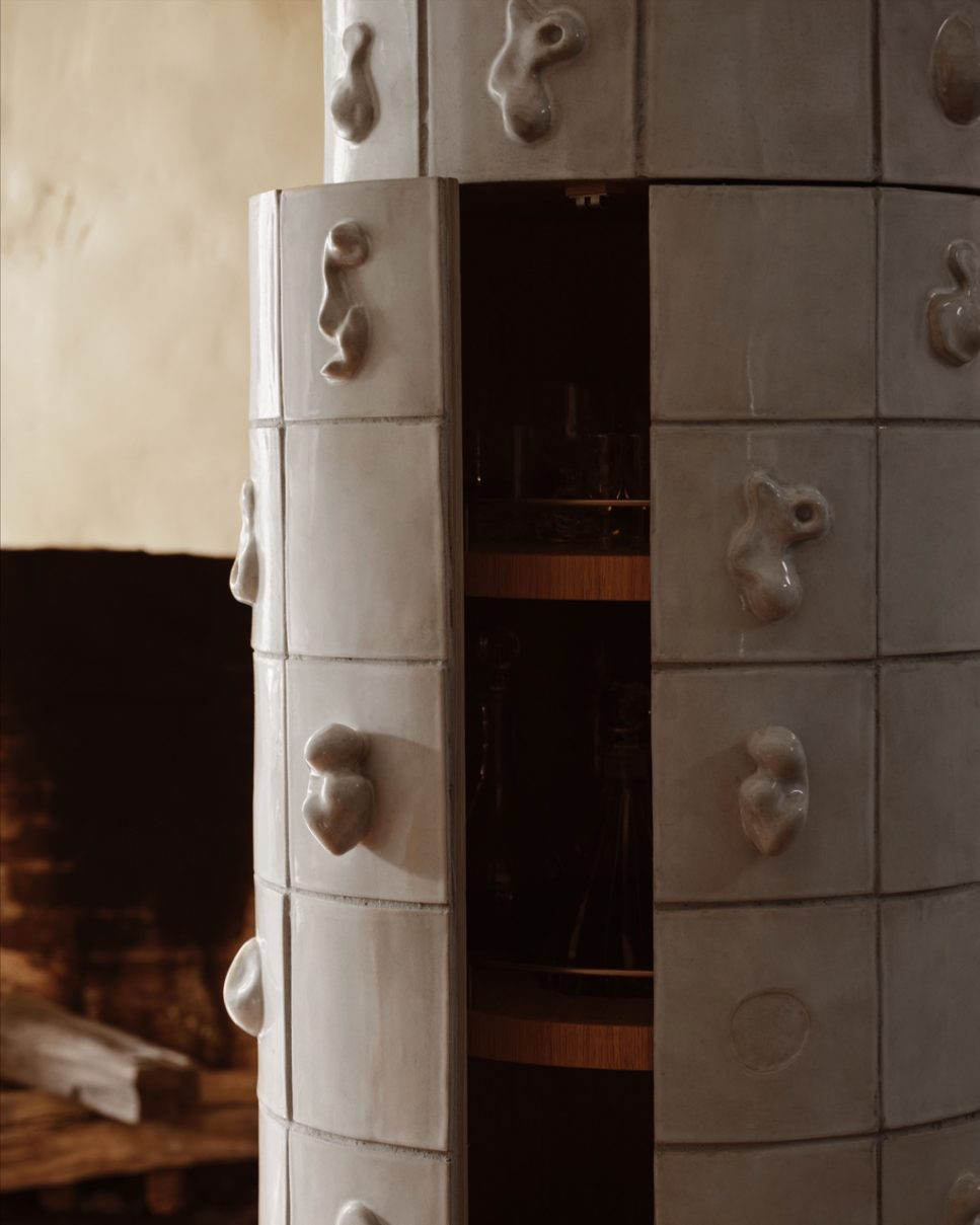 Ceramic Bar Cabinet Detail
