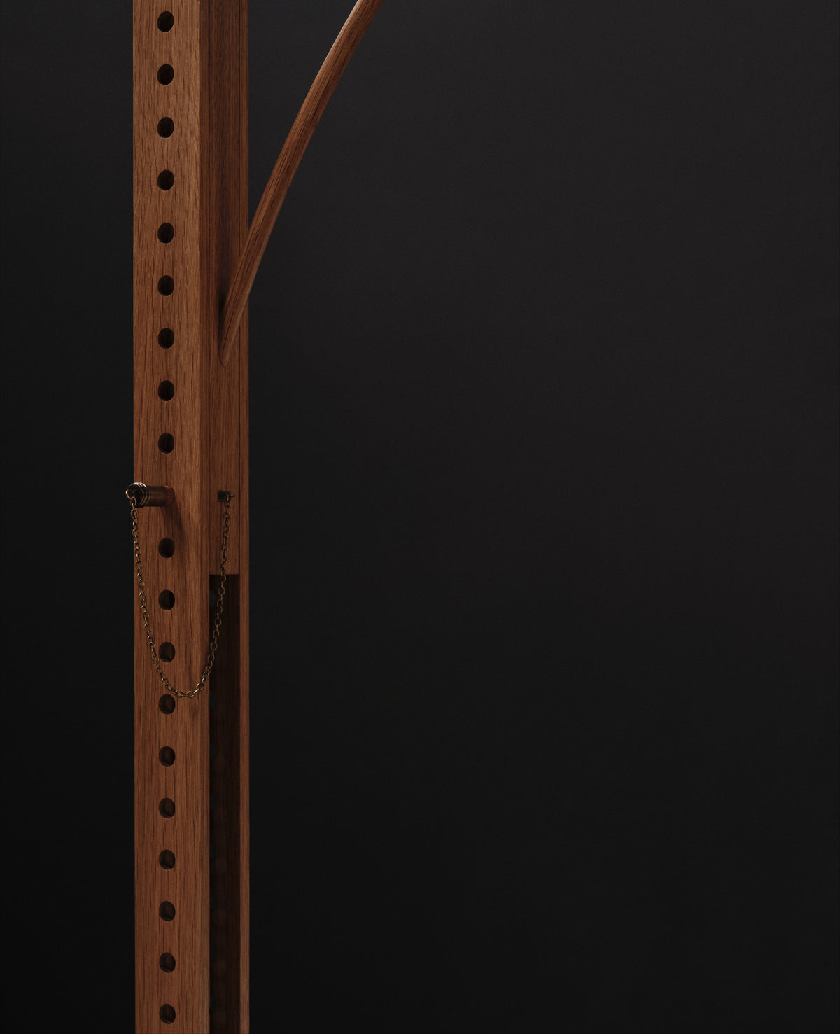 Mulberry Floor-to-Ceiling Lamp