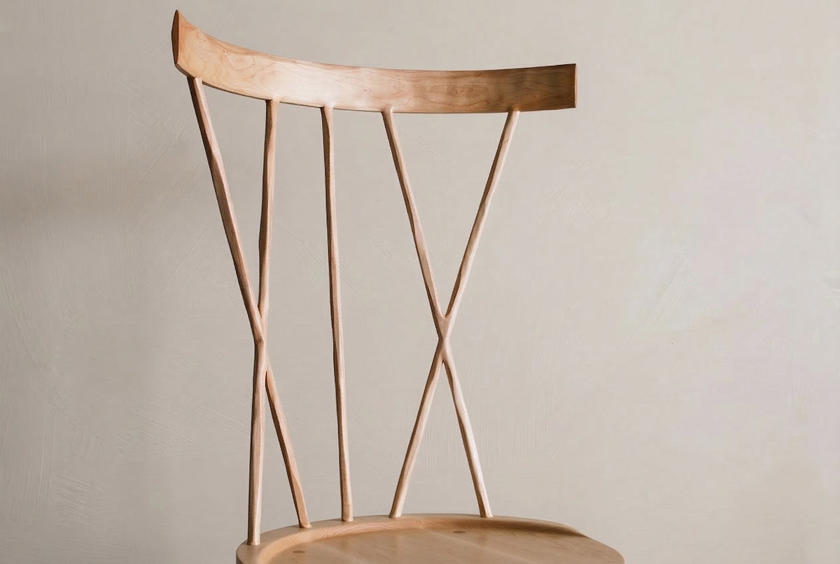 W Chair - Satin Maple, Shape D, Seat Detail