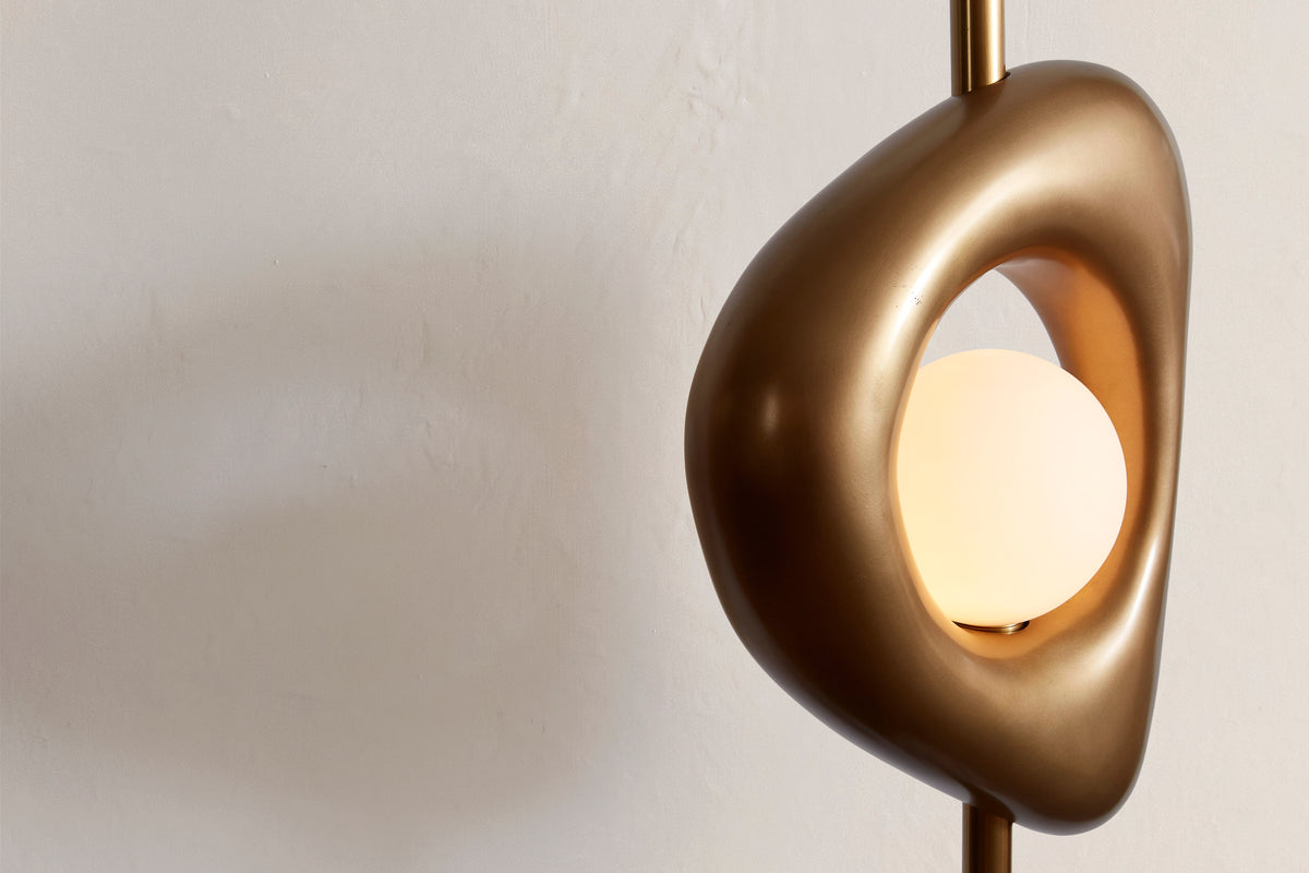 Form Light - Bronze